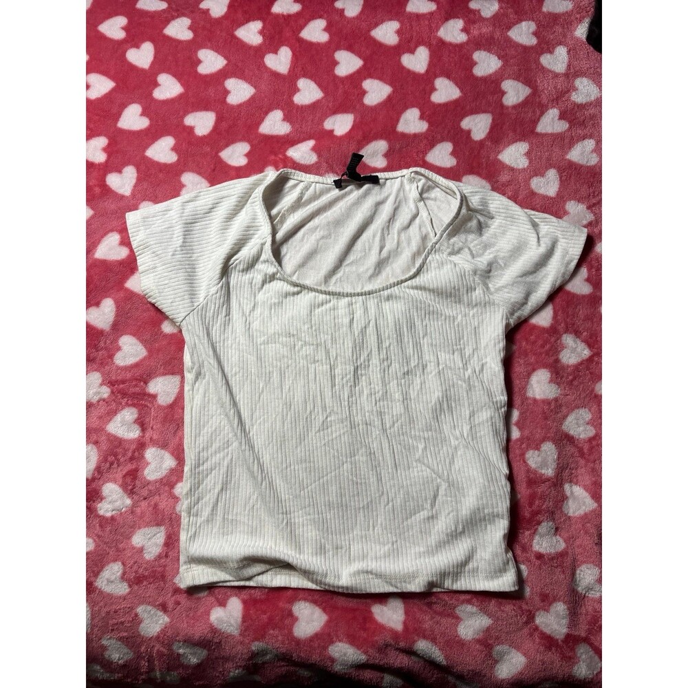 Forever21 White Crop Top Size L Minimalist Cropped Tee NWOT